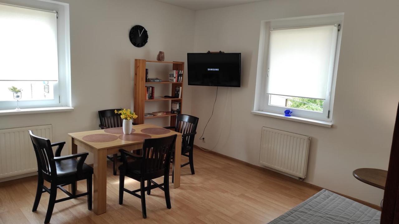 Apartament Przy Wroclawskim Stadionie Exterior foto